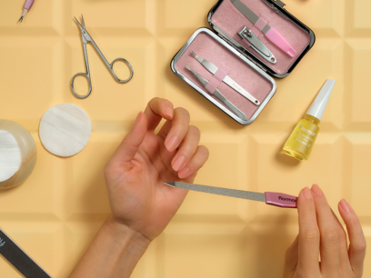 Evde Manikür Nasıl Yapılır?