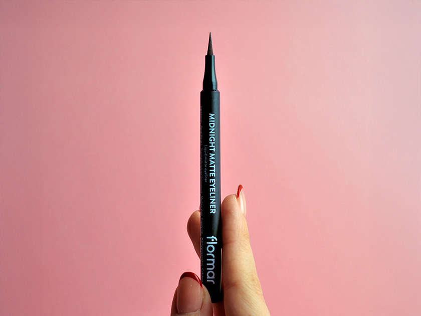 V Eyeliner ile Göz Makyajında Fark Yaratın