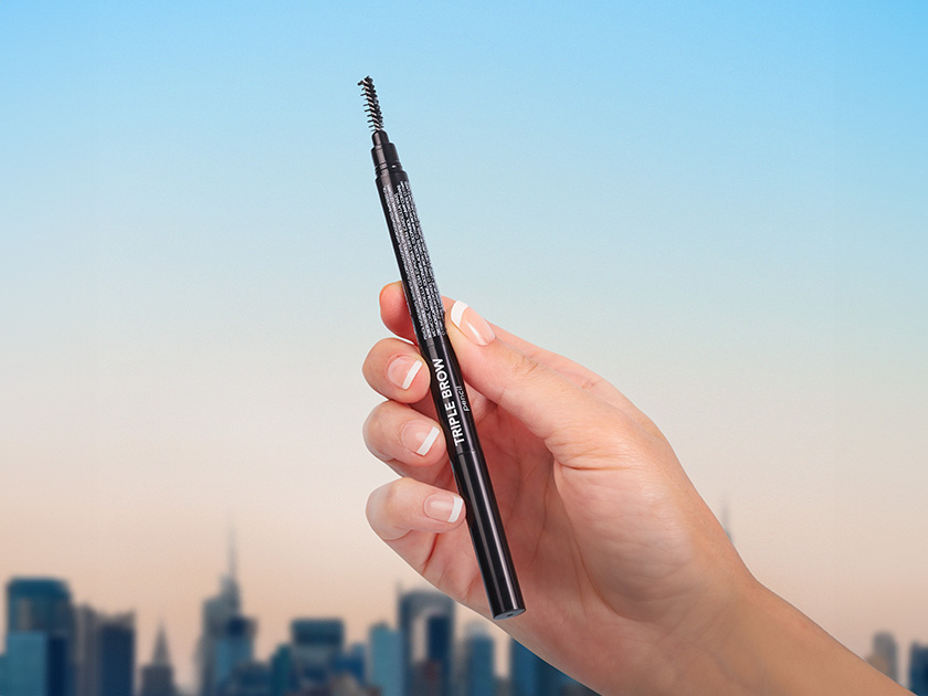 Doğal ve Etkileyici Görünüm: 2025’in Kaş Trendleri