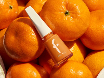 2025 Sonbaharına Damga Vuracak Oje Renkleri